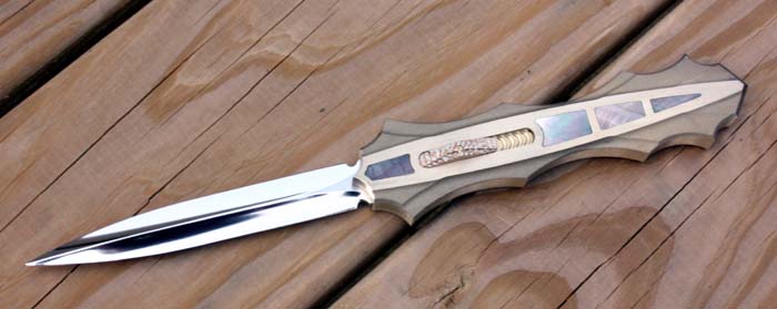 Custom handcrafted switchblades and stilettos